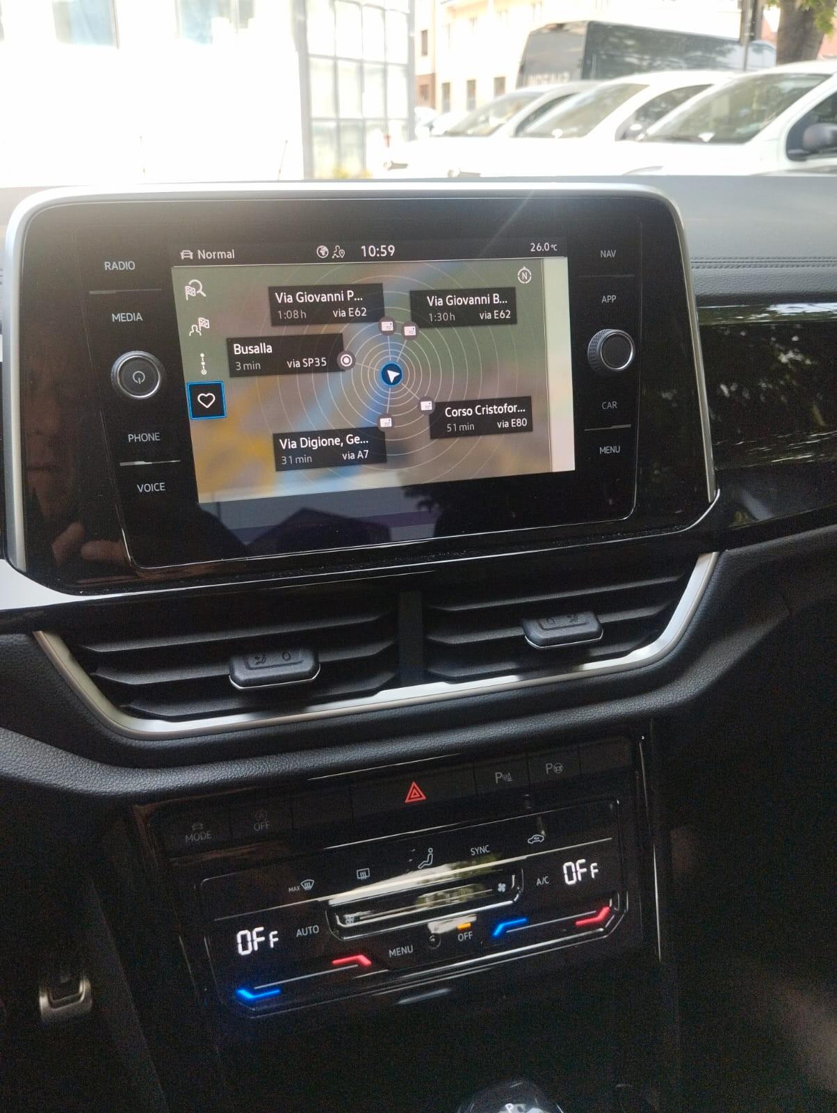 Volkswagen T-Roc 1.5 TSI ACT DSG R-Line