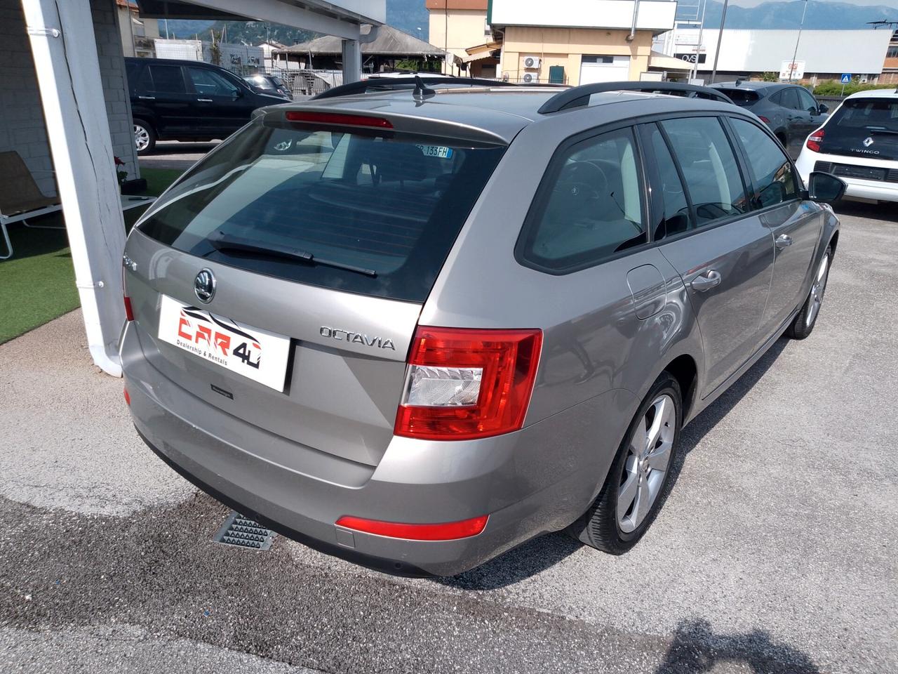 Skoda Octavia 1.6 TDI CR 110 CV DSG Wagon