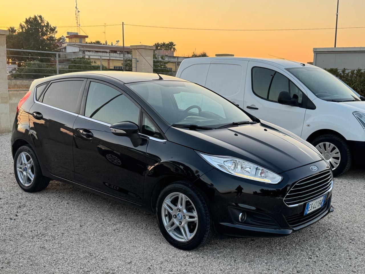 Ford Fiesta 1.4 5p. Bz.- GPL Titanium
