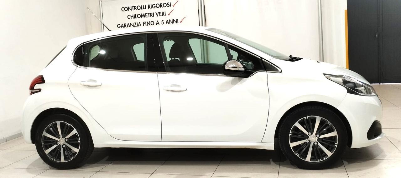 Peugeot 208 BlueHDi 100 5 porte Allure