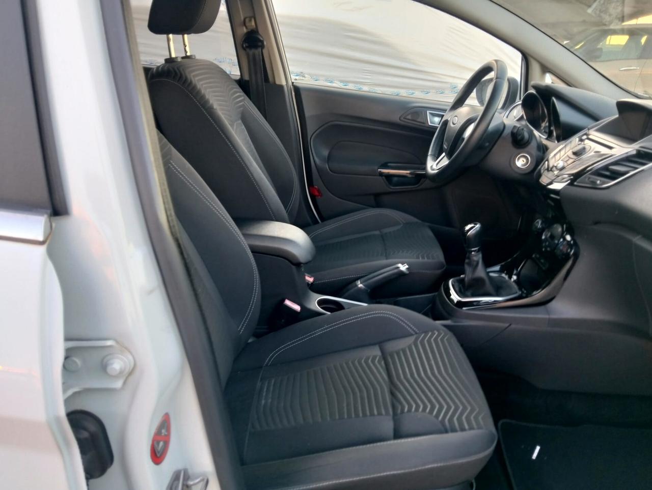 Ford Fiesta 1.5 TDCi 75CV 5P Titanium