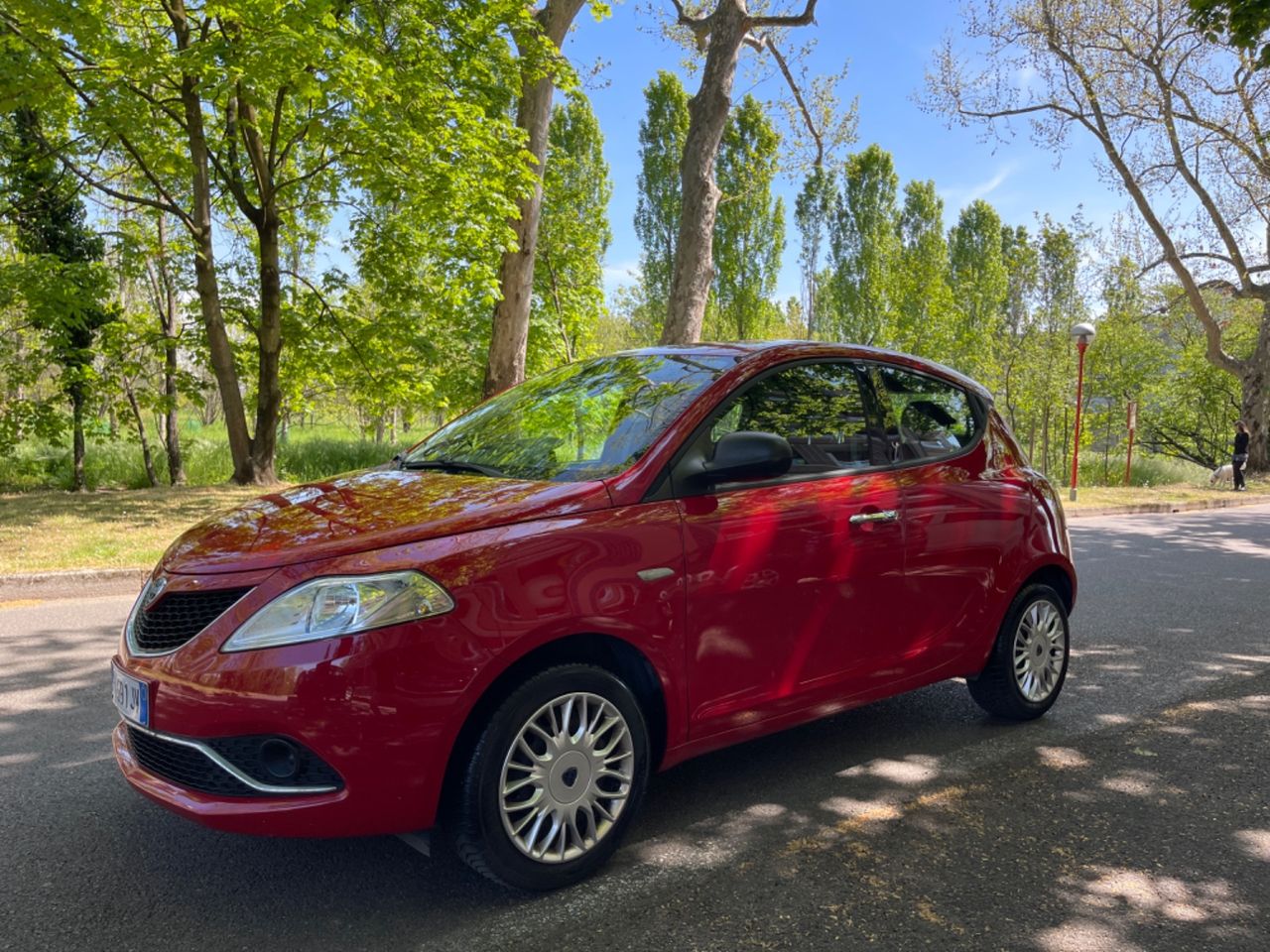 Lancia Ypsilon 1.2 69 CV 5 porte Unyca