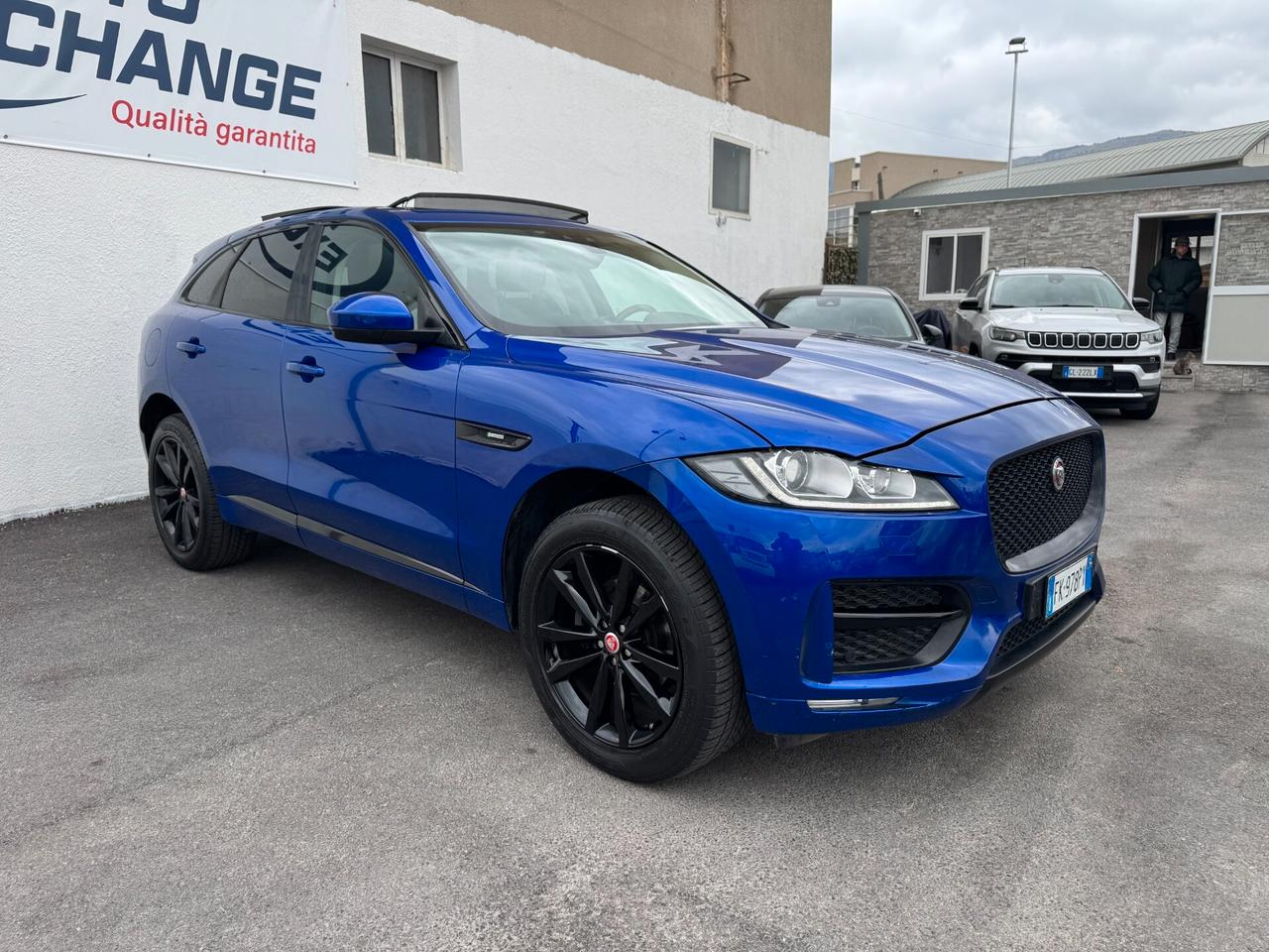 Jaguar F-Pace 2.0 D 180 CV aut. R-Sport