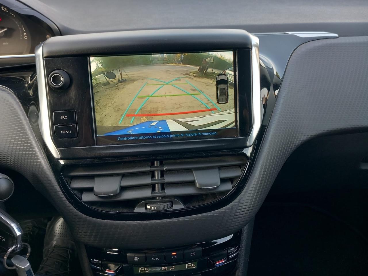 Peugeot 2008 BlueHDi 120 S&S Allure