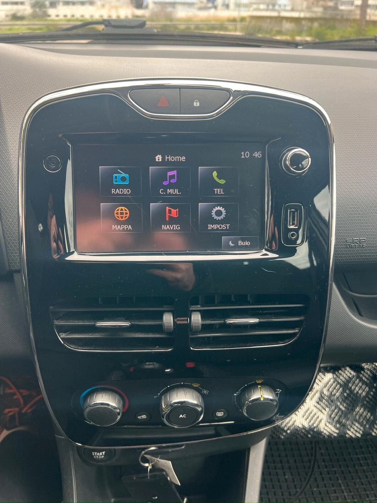 Renault Clio Sporter 1.5 dCi 8V 75CV Live 2014