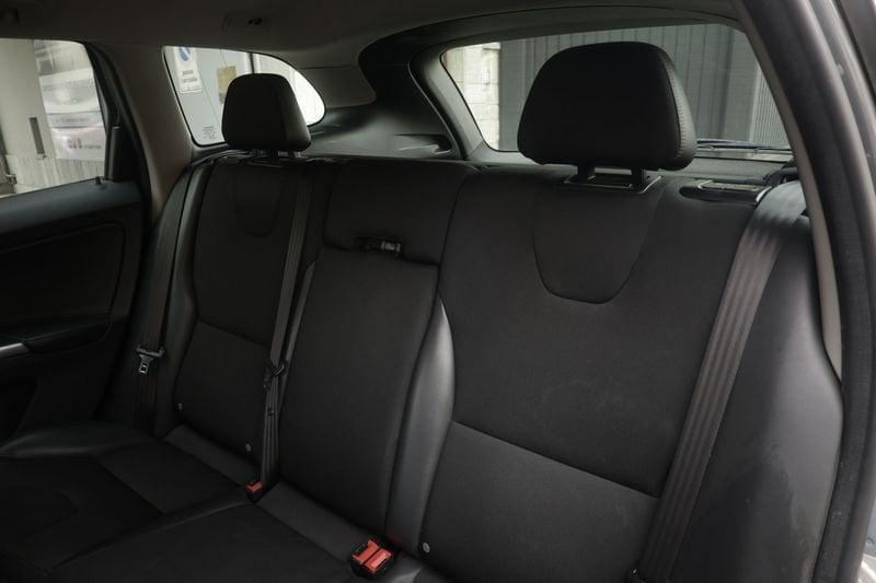 Volvo XC60 Volvo XC60 D4 AWD Geartronic Momentum 190CV Unicoproprietario
