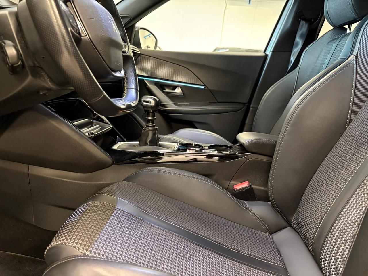 Peugeot 2008 GT PureTech 130 6mt SPOTICAR