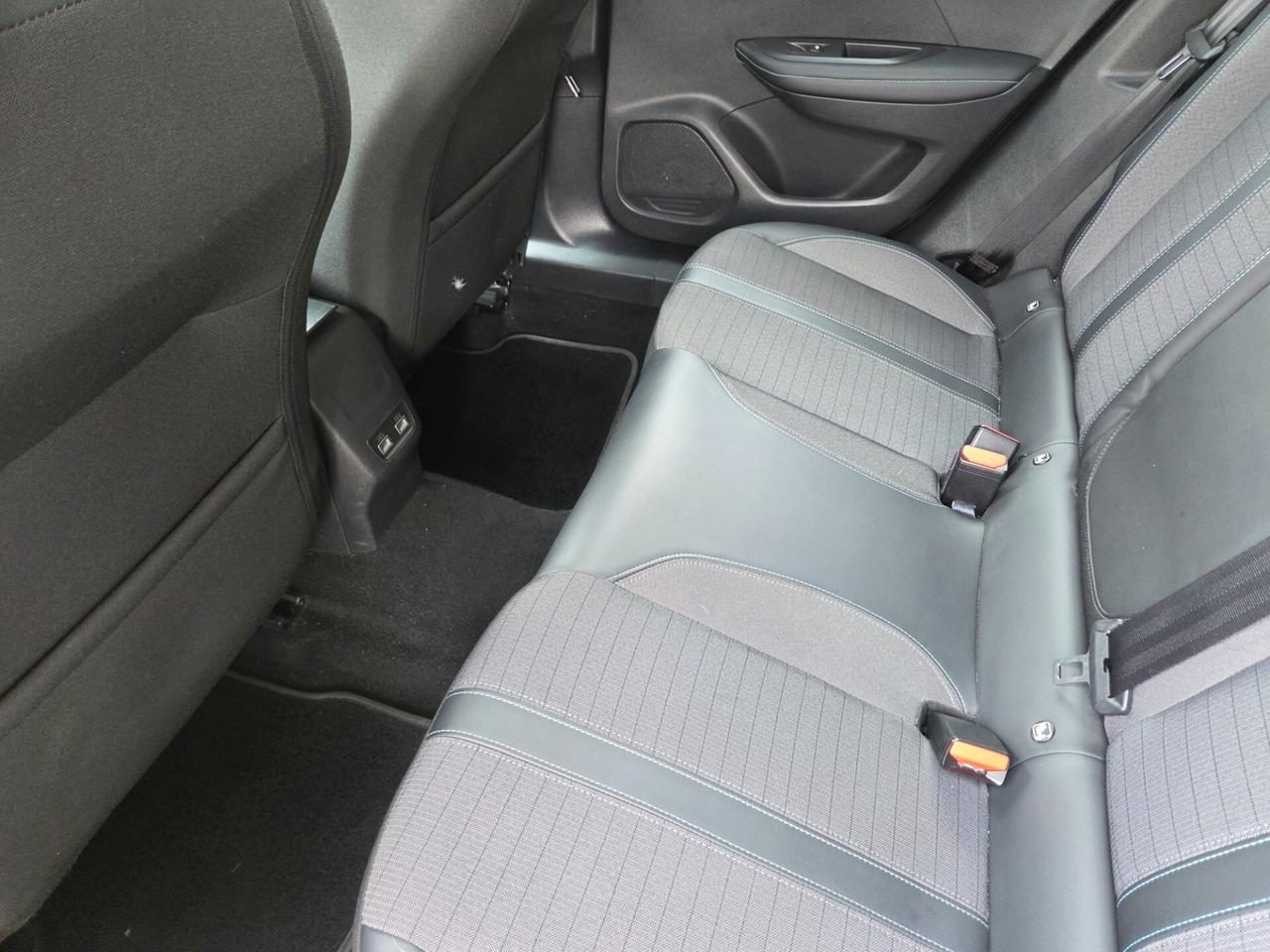 Peugeot 2008 Allure 100 Cv Nessun obbligo finanziario