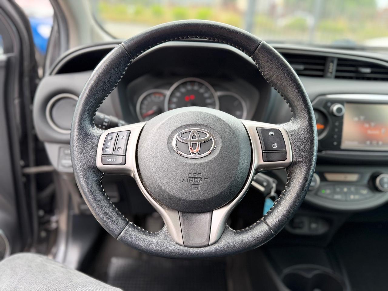 Toyota Yaris 1.0 5 porte Lounge COME NUOVA