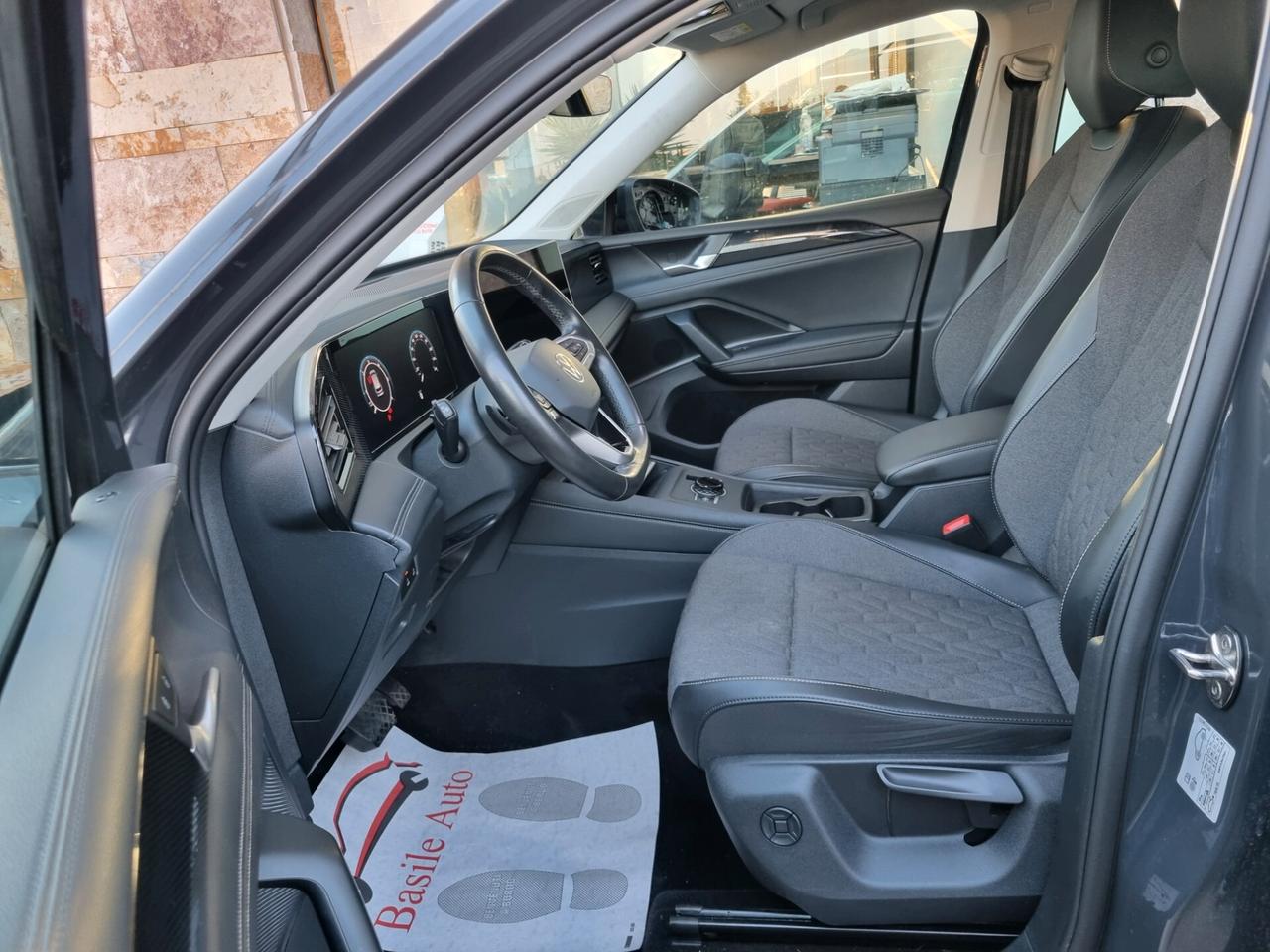 Volkswagen Tiguan III 2024 2.0 tdi Life 150cv dsg