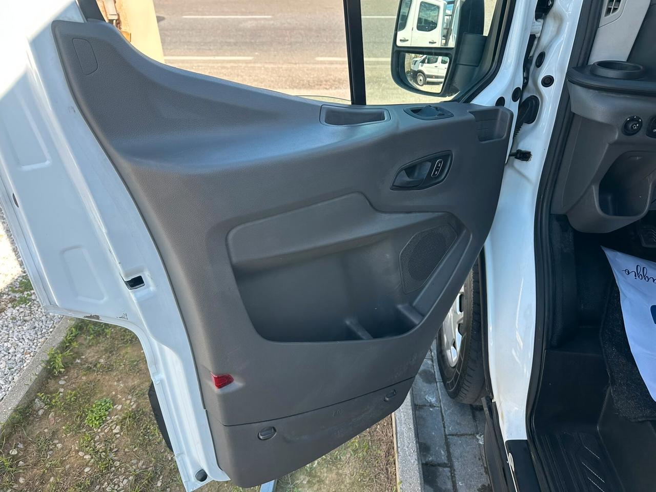 Ford Transit 330 2.0TDCi EcoBlue 130CV PL-TM-DC Furgone Trend