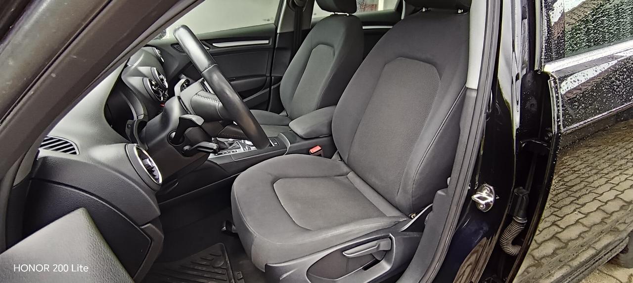 Audi A3 Sportback 35 2.0 tdi Admired 150cv s-tron.