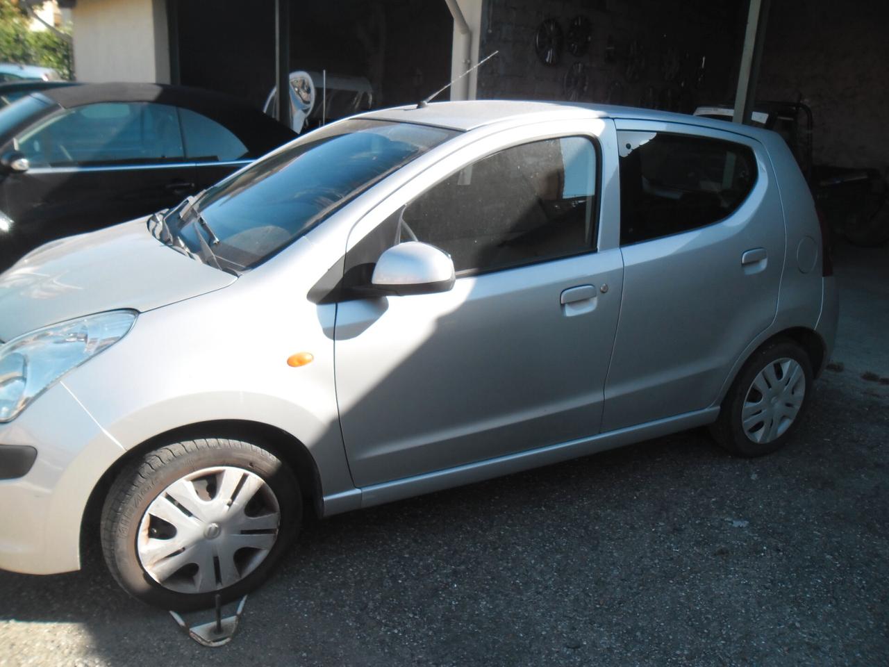 Nissan Pixo 1.0 5 porte Active