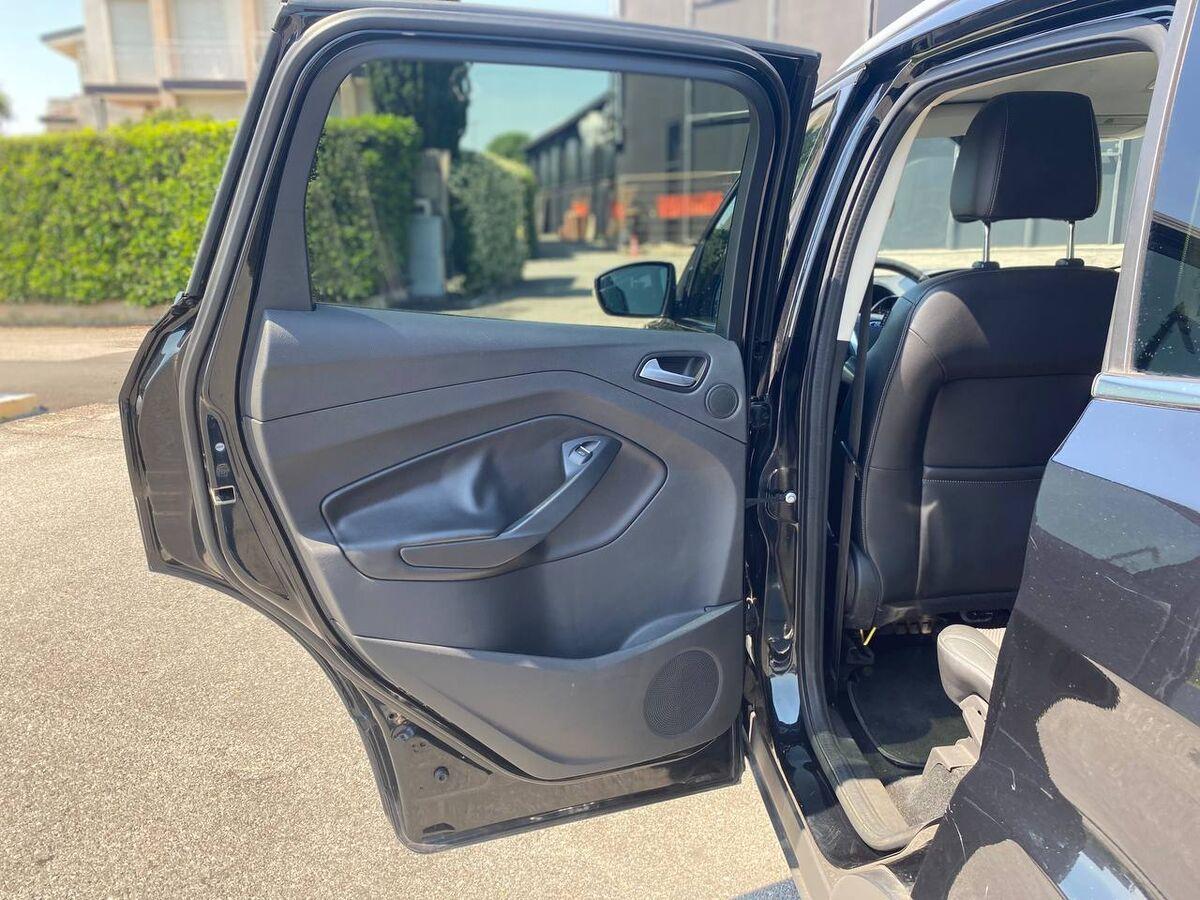 Ford Kuga 2.0 tdci Titanium 2wd 140cv