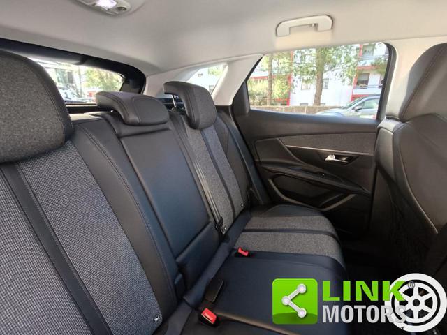 PEUGEOT 3008 BlueHDi 120 S&S EAT6 Allure