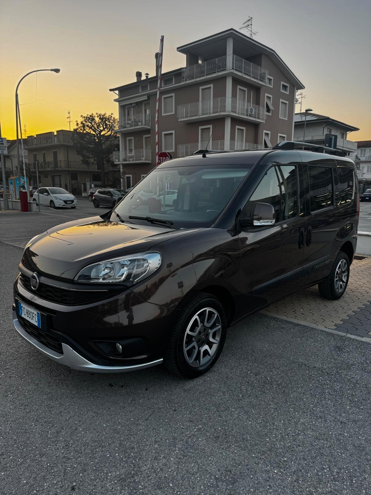Fiat Doblò 1.6 MJT 16V 120CV Trekking NEOPATENTATI