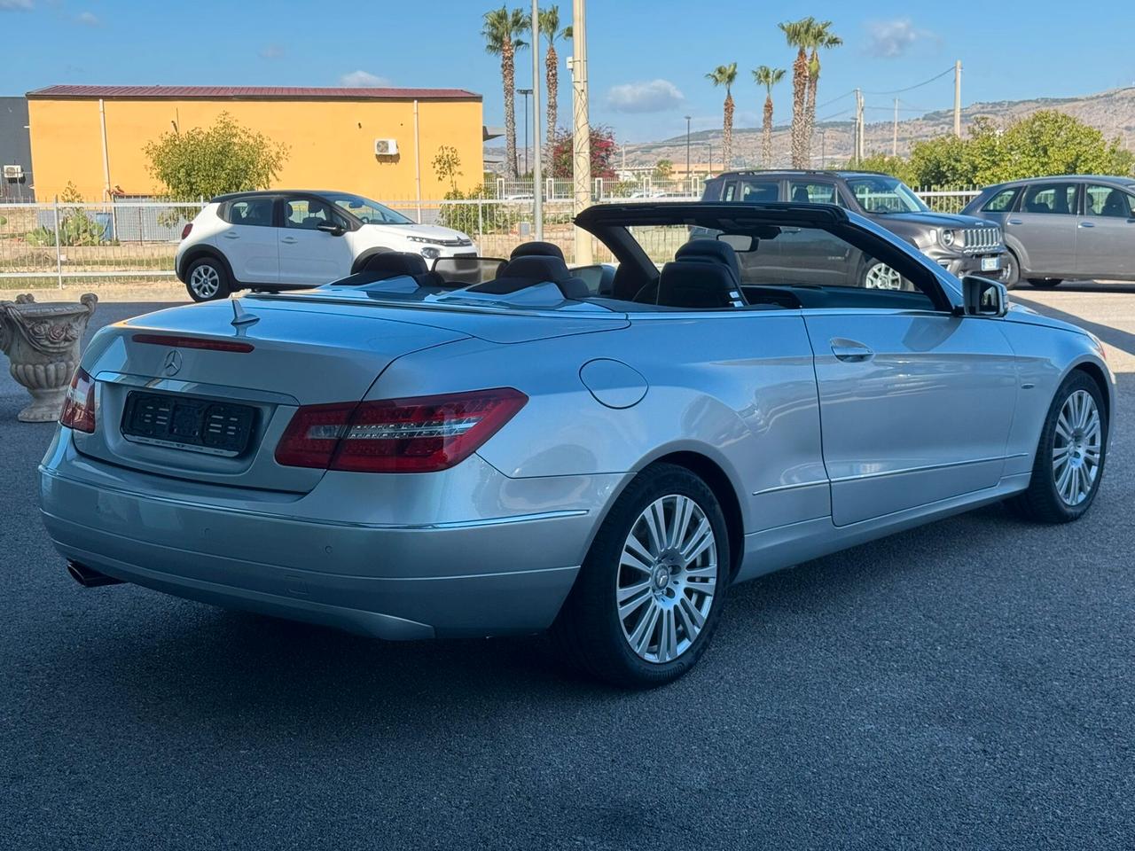 Mercedes-benz E 200 Cabrio BlueEFFICIENCY Avantgarde