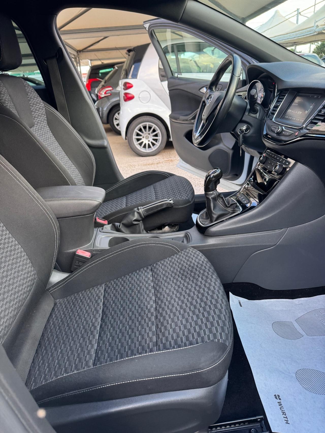 OPEL ASTRA SPORTS TOURER 136 cv FULL PROMO