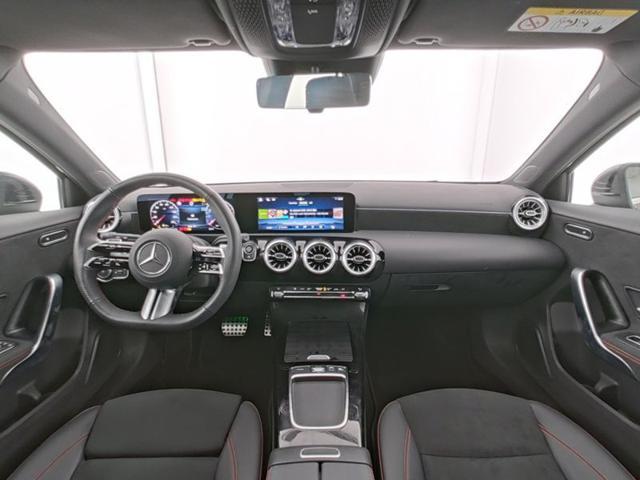 MERCEDES-BENZ A 180 Automatic AMG Line Advanced Plus