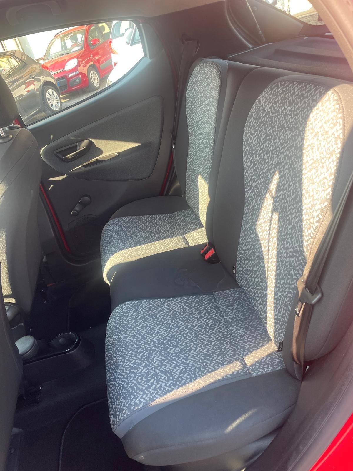 Lancia Ypsilon 1.0 Hybrid Silver – 2021 | 67.561 km | Neopatentati