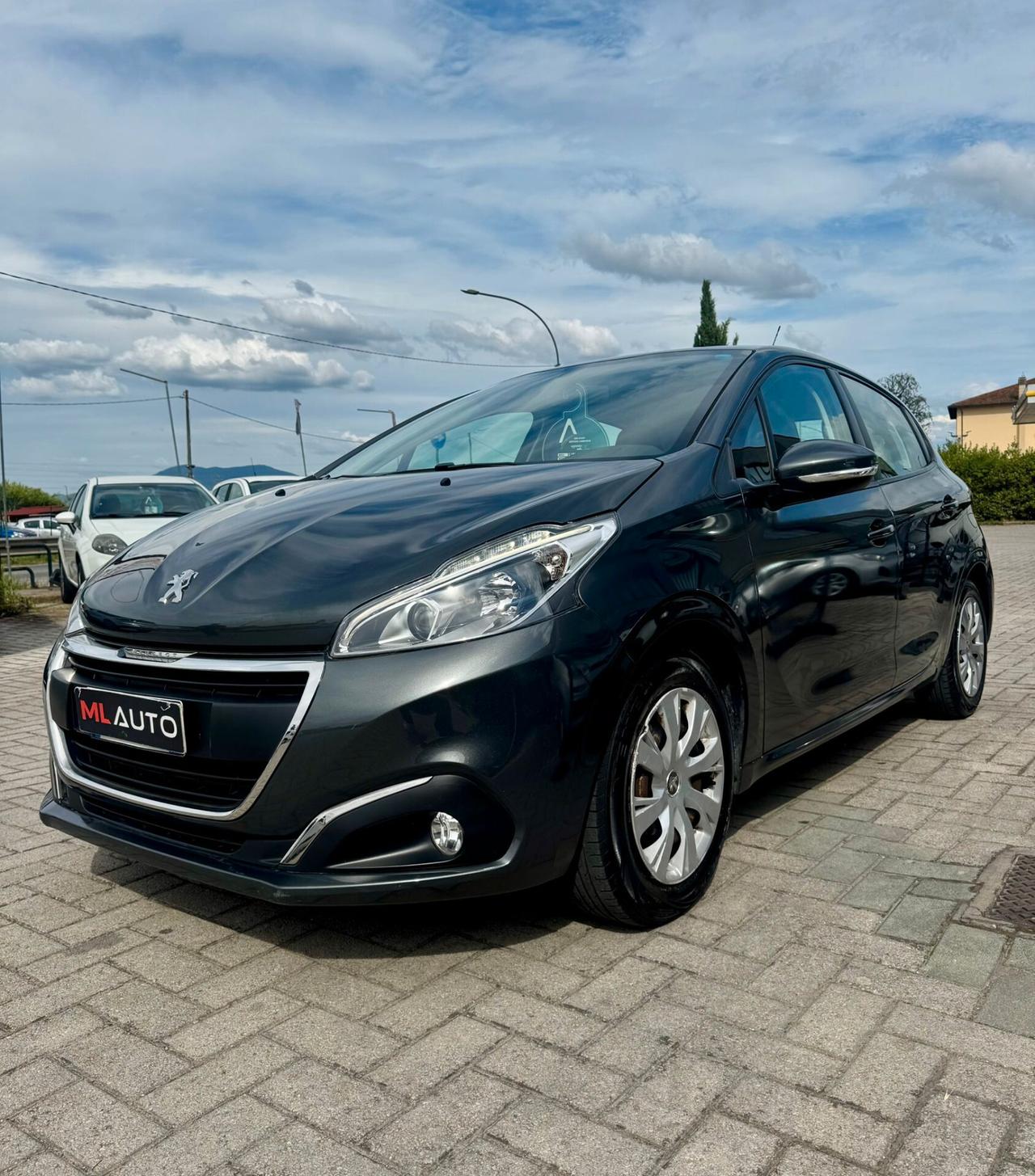 Peugeot 208 PureTech 82 5 porte Allure