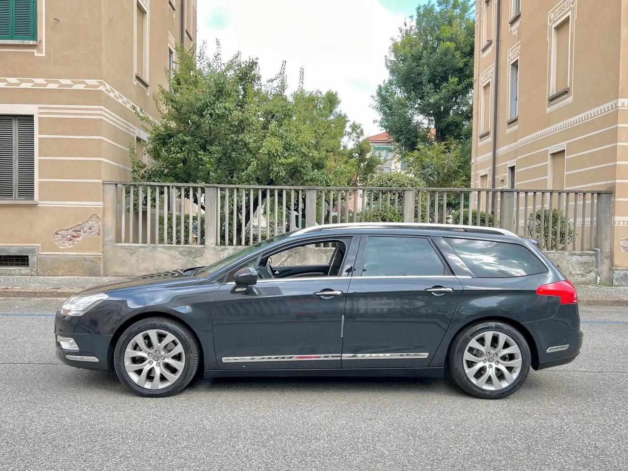 Citroen C5 3.0 HDi V6 24V Bi-Turbo aut. Hydractive Executive Tourer