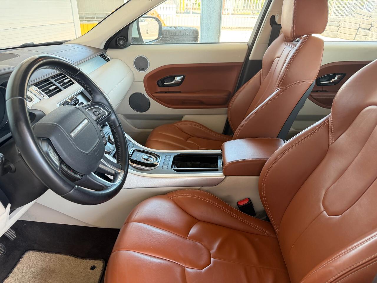 Land Rover Range Evoque 2.2 Sd4 5p. Dynamic +IVA