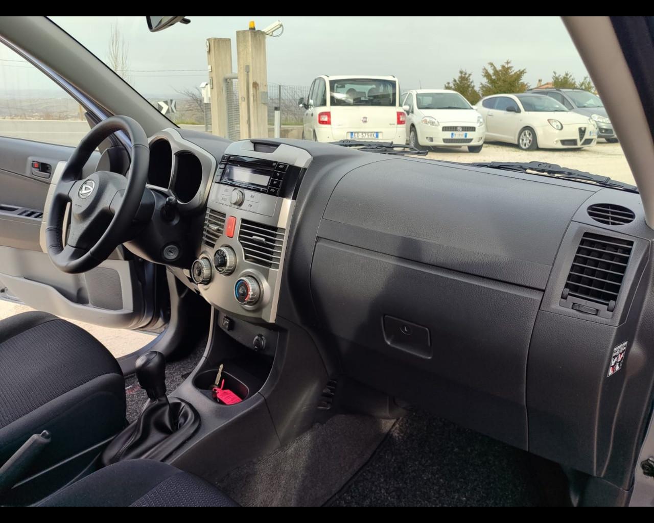 DAIHATSU Terios 2ª serie - Terios 1.5 4WD SX O/F