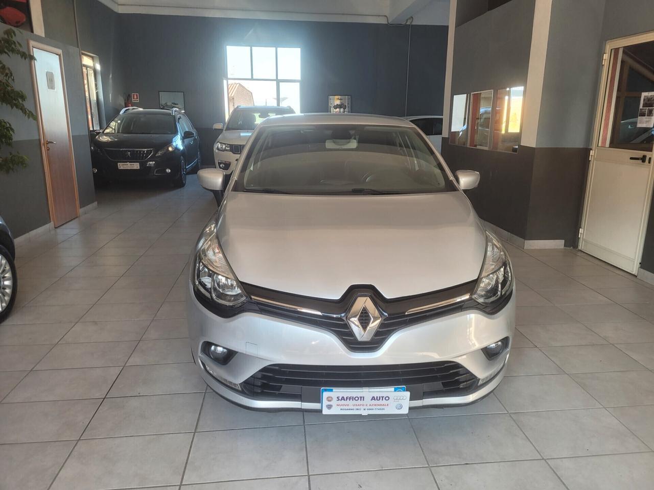 Renault Clio dCi 8V 75 CV 5 porte Moschino Zen