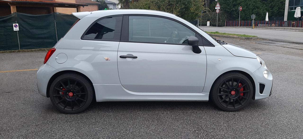 Abarth 695 180CV