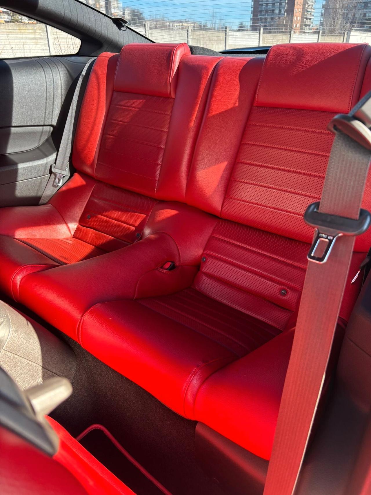 Ford Mustang PREMIUM 2008