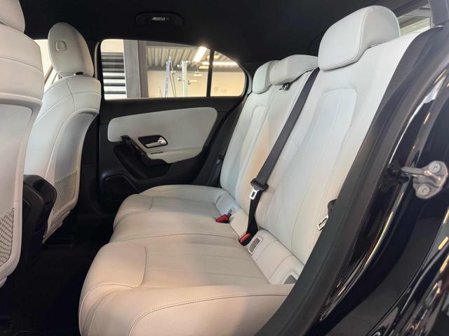 MERCEDES-BENZ A 180 d Automatic Business Extra