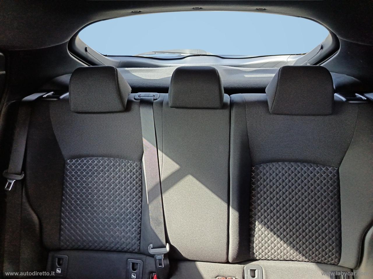TOYOTA C-HR 1.8 Hybrid E-CVT Business