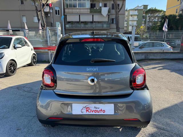 SMART ForFour 70 1.0 Passion