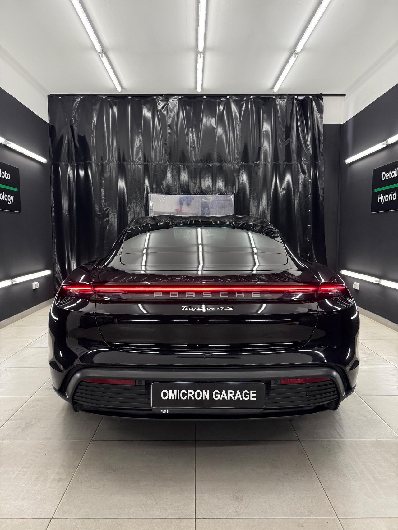 Porsche Taycan 4S