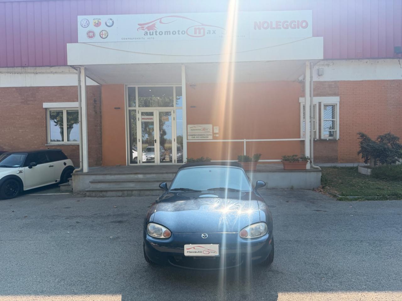 Mazda MX-5 1.6i 16V cat