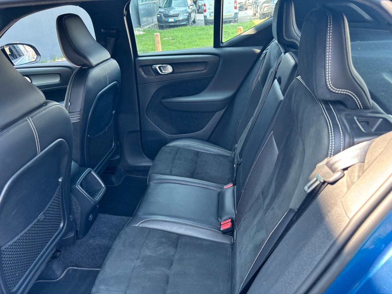 Volvo XC40 D3 R-design