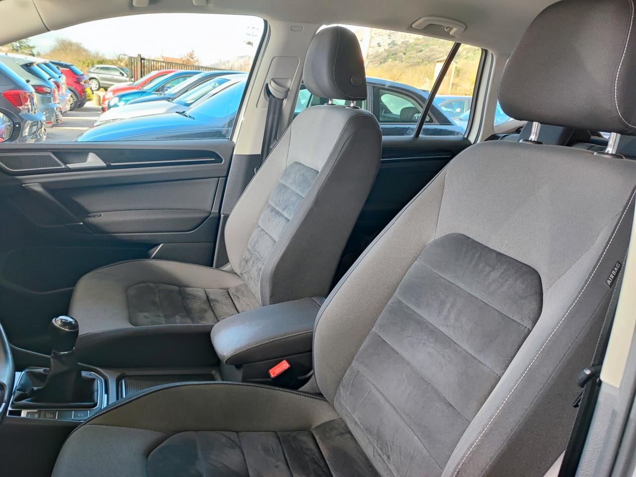 Volkswagen Golf Sportsvan 1.6 TDI 110CV Highline BlueMotion Technology