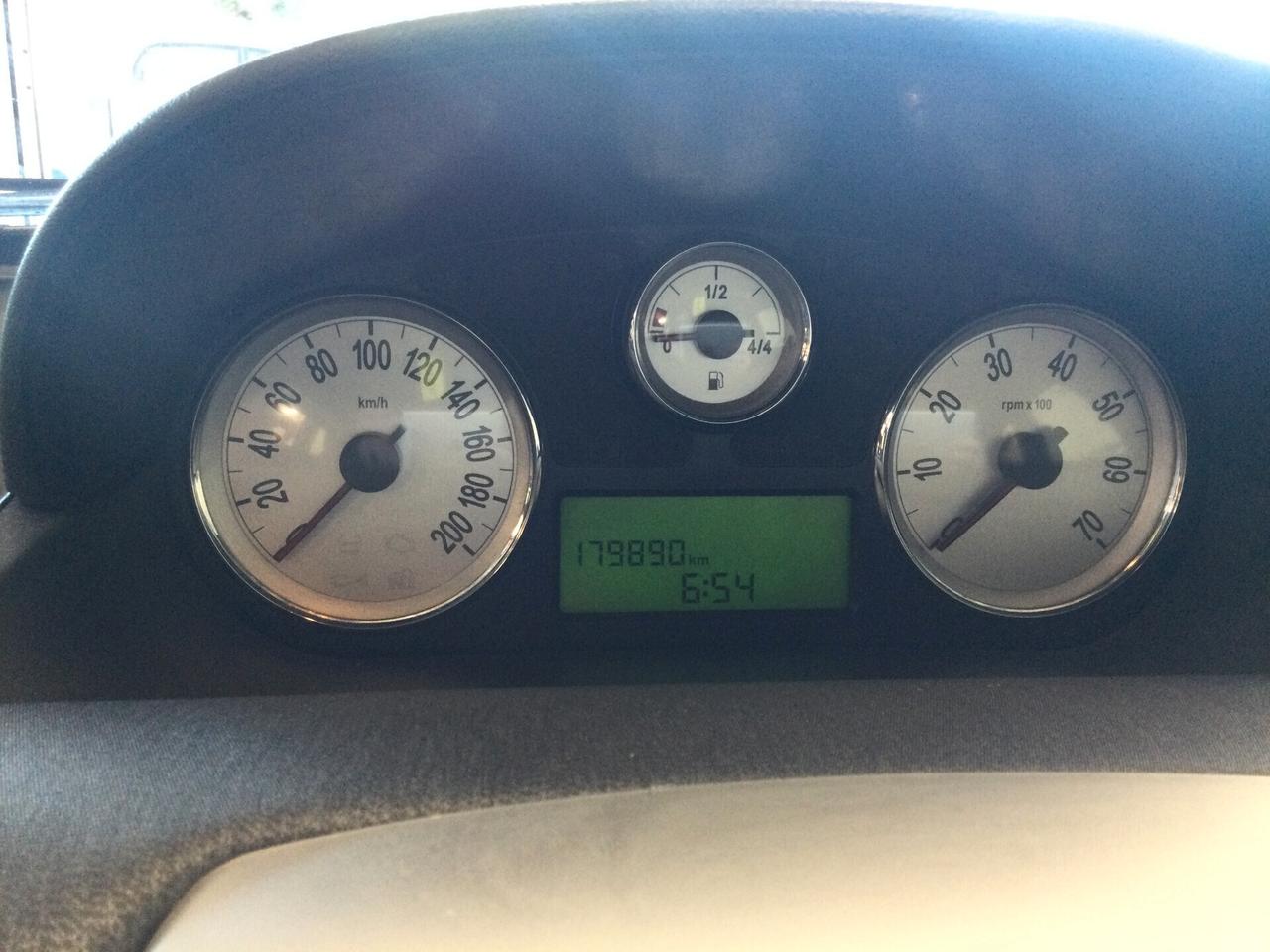 Lancia Ypsilon 1.3 MJT 75 CV Argento