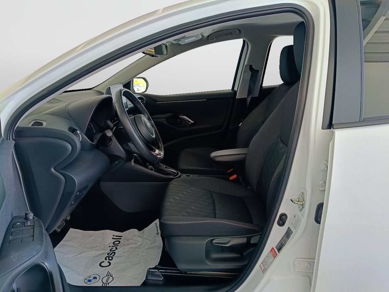 TOYOTA Yaris IV 2020 - Yaris 1.5h Trend