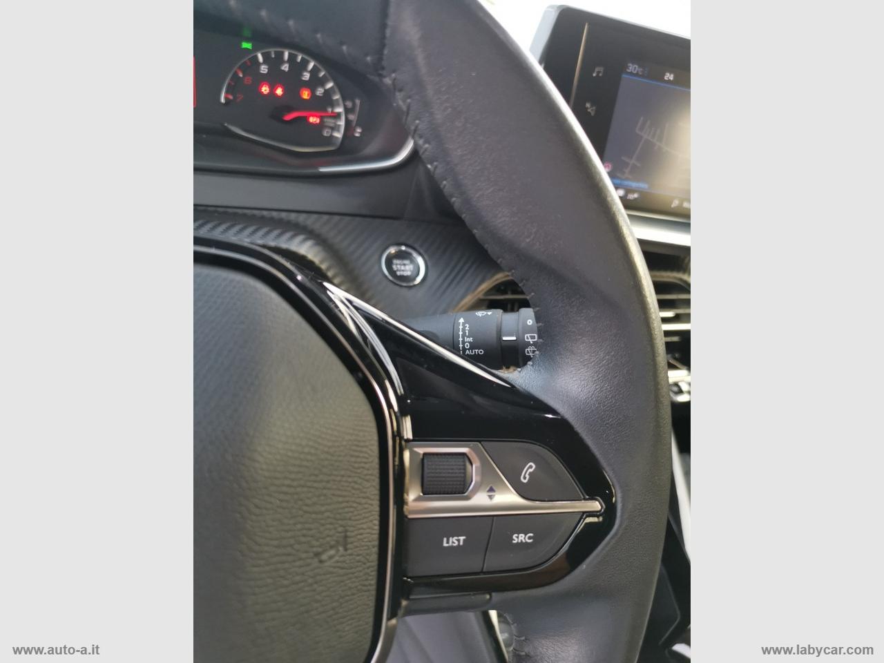 PEUGEOT 2008 BlueHDi 110 S&S Allure