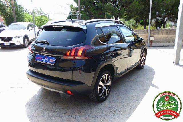 PEUGEOT 2008 BlueHDi 100 S&S Allure