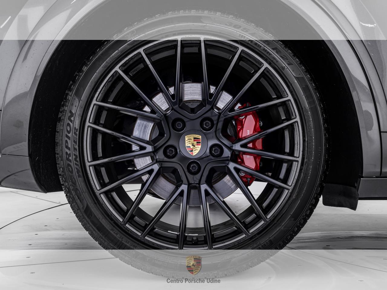 Porsche Cayenne coupe 4.0 gts tiptronic