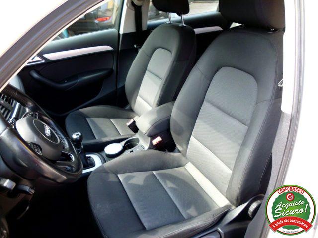 AUDI Q3 2.0 TDI 120 CV Business