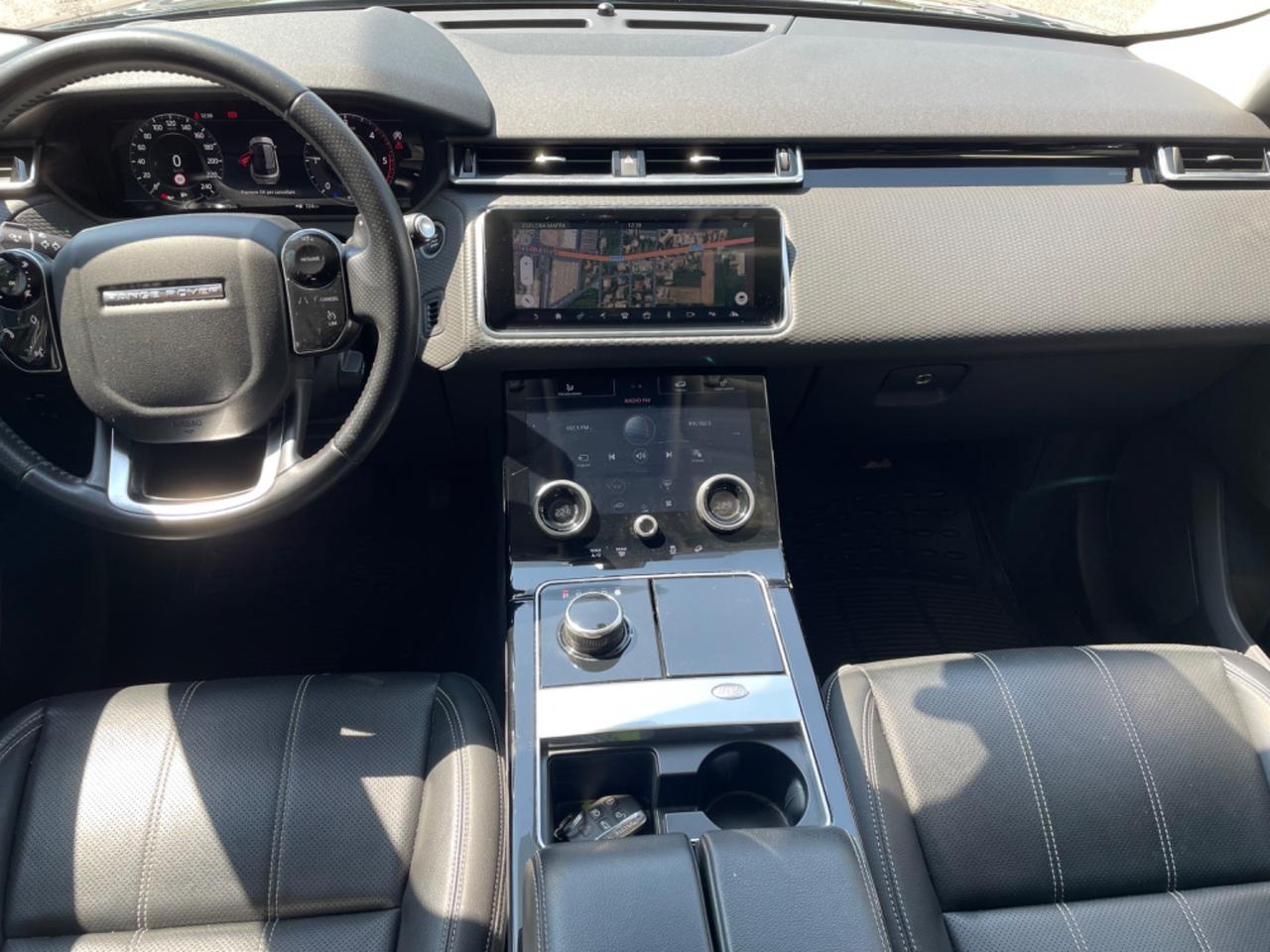 Land Rover Range Velar 2.0D I4 240 cv MY 2019