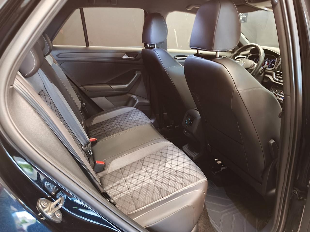 Volkswagen T-Roc 1.0 TSI R-Line