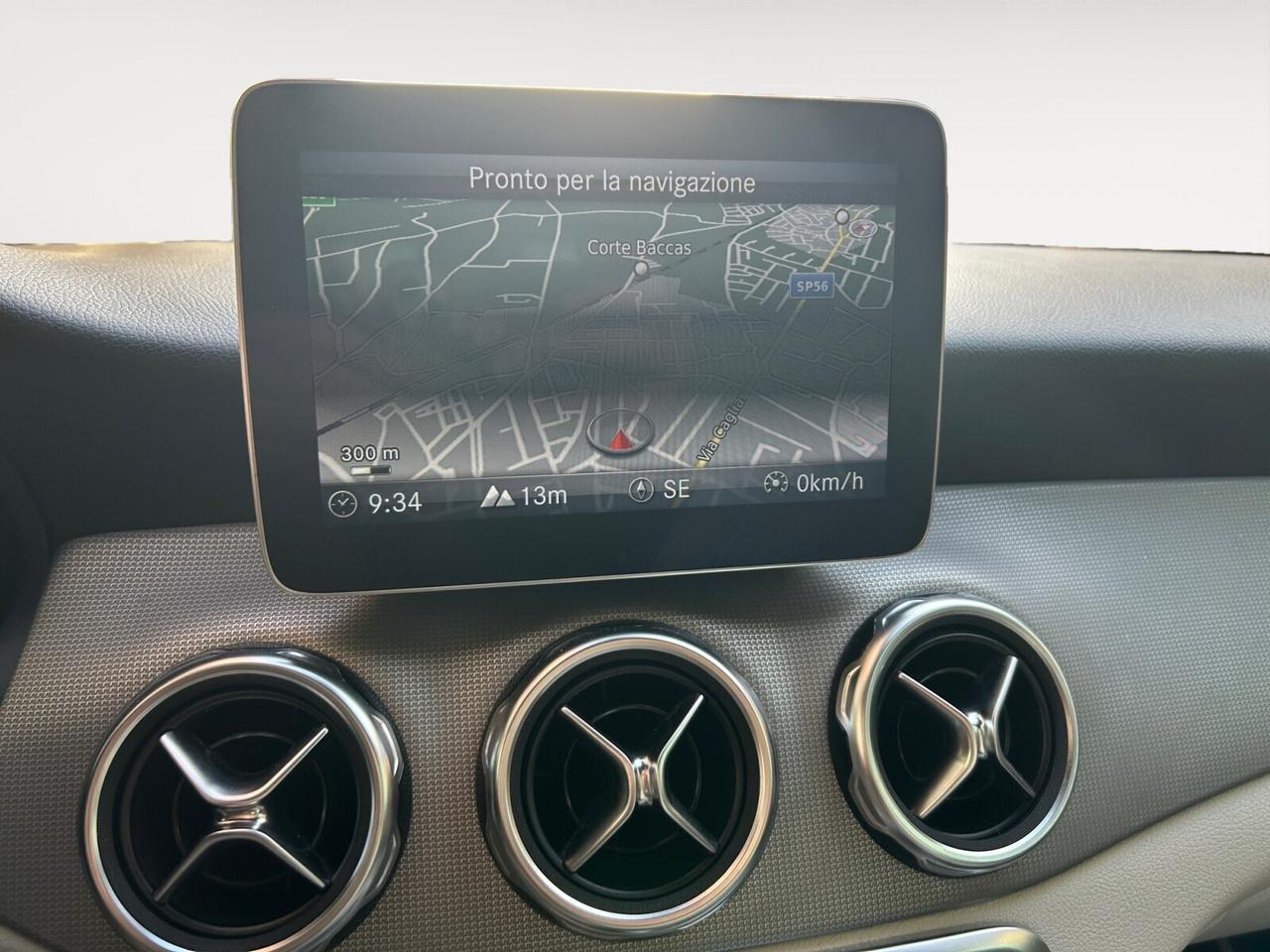 Mercedes-benz GLA 200 d Automatic Premium