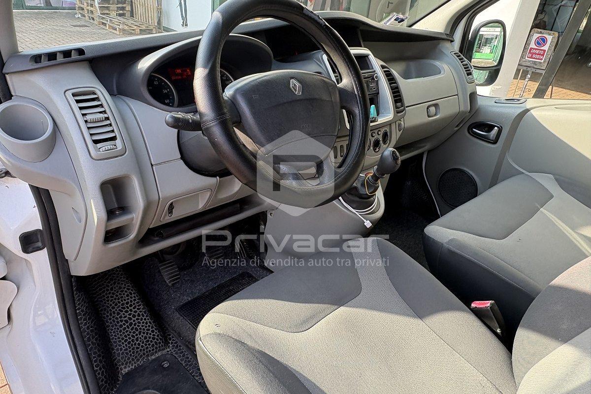 RENAULT Trafic T27 2.0 dCi/115 PC-TN Passenger Comfort DPF