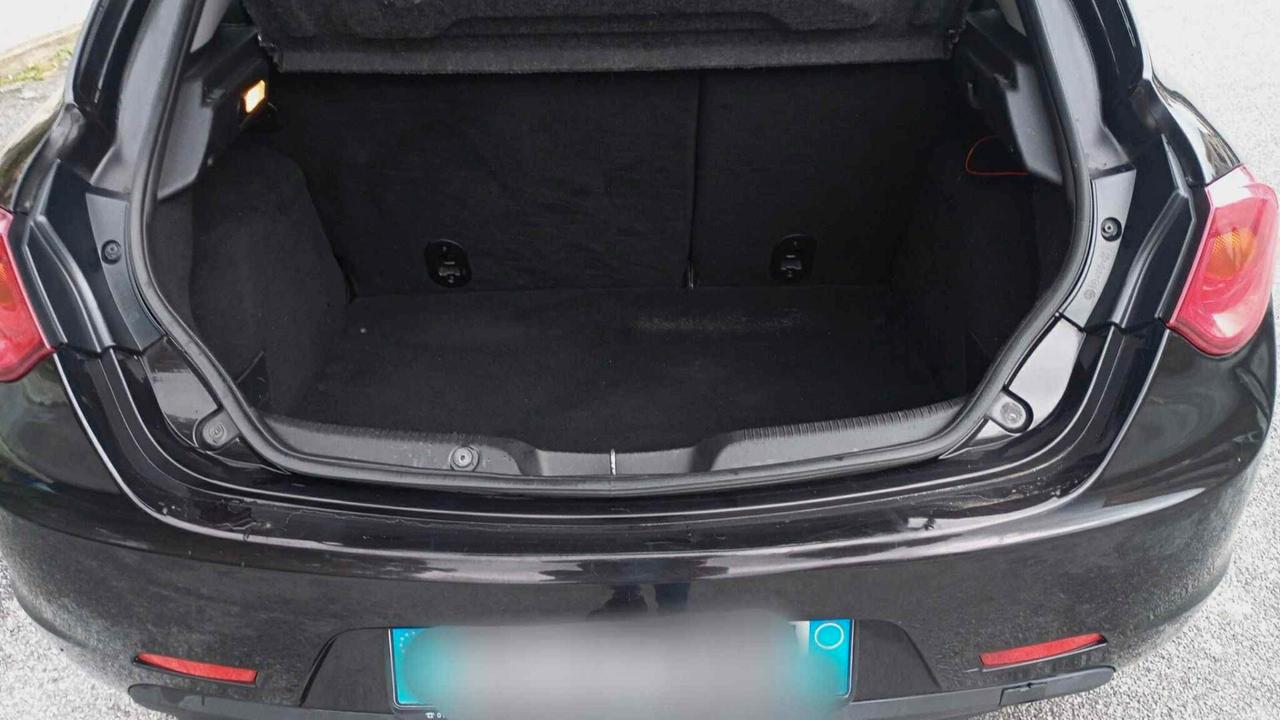 Alfa Romeo Giulietta 1.6 JTDm-2 120 CV Distinctive