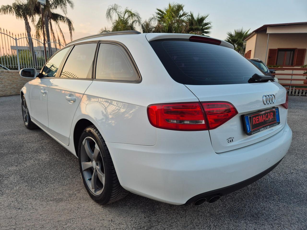 Audi A4 2.0 TDI 143 CV AUTOMATICA NUOVA FULL 2010